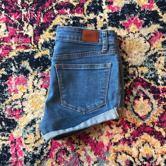 Urban Outfitters Pants - UO BDG Shorts